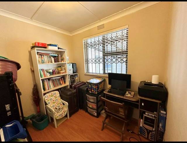 3 BEDROOM HOUSE FOR SALE IN SOUTH HILLS